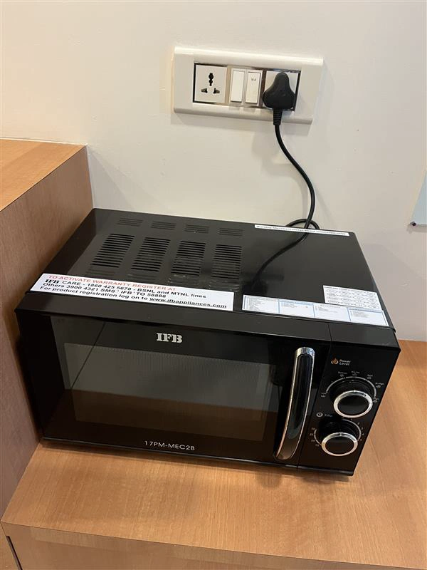 Microwave oven